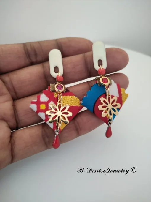 Original boucles Puce en resine  !! DIAMOND FLOWER DROP !! En Acier Resine tissu wax T:3.5cmx 6.5cm 