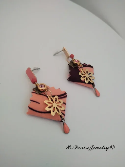 Original boucles Puce en resine  !! DIAMOND FLOWER DROP !! En Acier Resine tissu wax T:3.5cm x 6cm