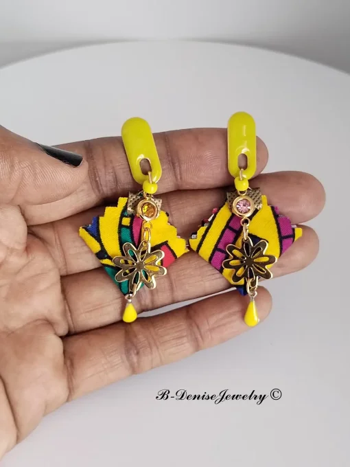 Original boucles Puce en resine !! DIAMOND FLOWER DROP !! En Acier Resine tissu wax T:3.5cm x 6.5cm 