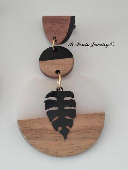 Original earrings Wooden chip half circle brown black white pendant in wood and resin T:6.5cm x 3.5c