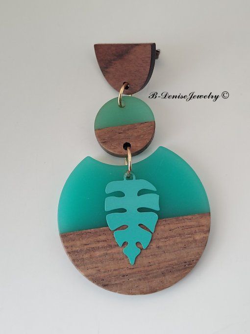 Boucles d'oreilles originales Puce en bois demi circle marron pendentif Vert marron en bois  Resine 
