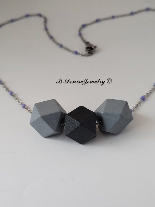 Collier en Acier Inoxydable avec Perle Hexagonale en Bois Longueur 45 cm Collection B-Denise Jewelry