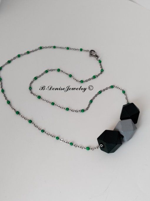 Collier en Acier Inoxydable avec Perle Hexagonale en Bois Longueur 45 cm Collection B-Denise Jewelry