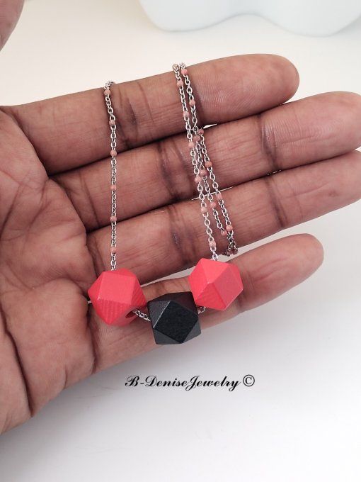 Collier en Acier Inoxydable avec Perle Hexagonale en Bois Longueur 45 cm Collection B-Denise Jewelry